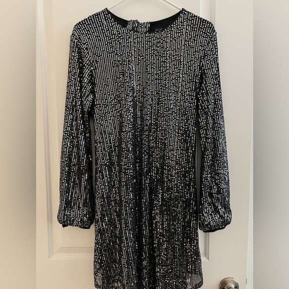 Long Sleeve Sequin Dress | black - Picture 7 of 8